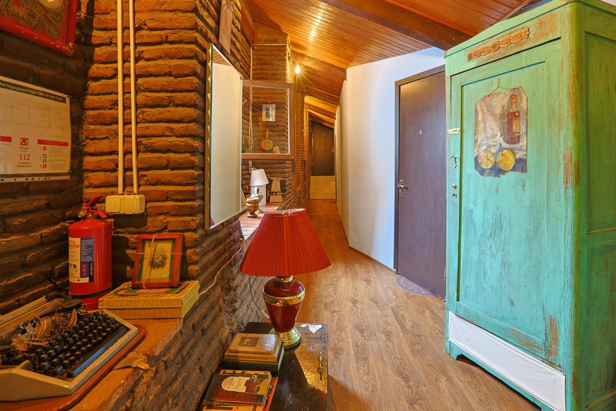 Leon Rooms Tbilisi Exterior photo