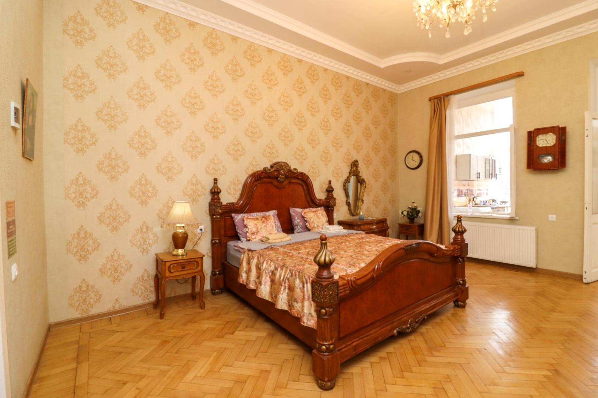Leon Rooms Tbilisi Exterior photo