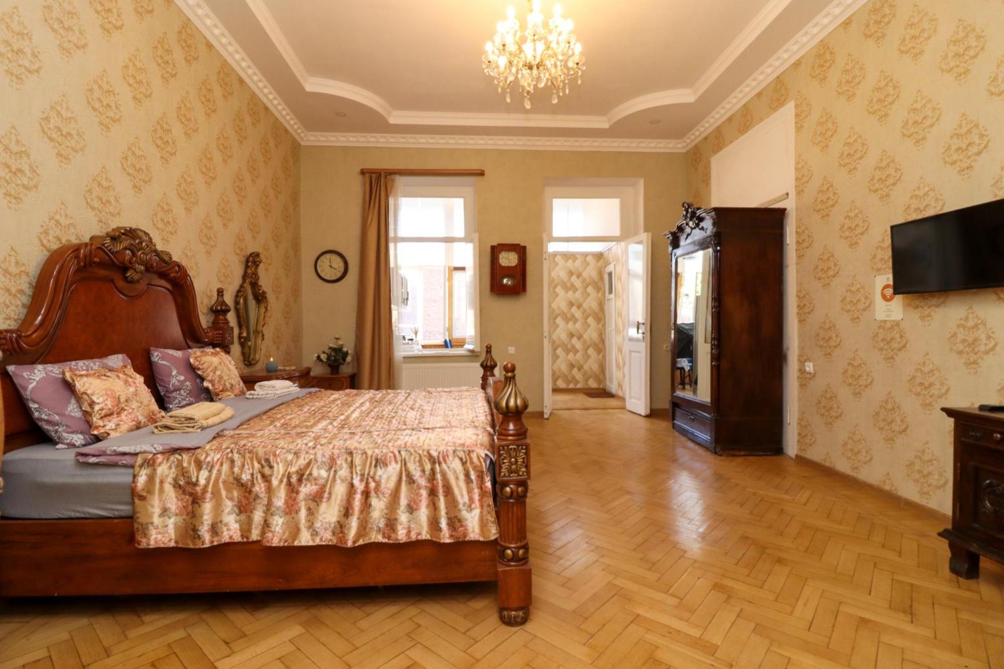 Leon Rooms Tbilisi Exterior photo